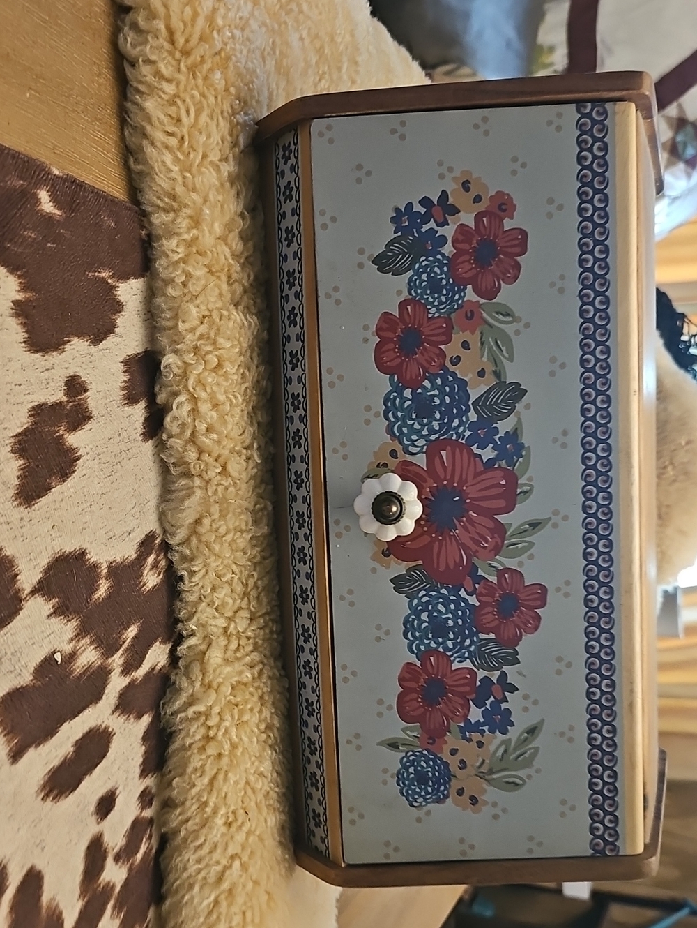 Pioneer Woman Bread Box